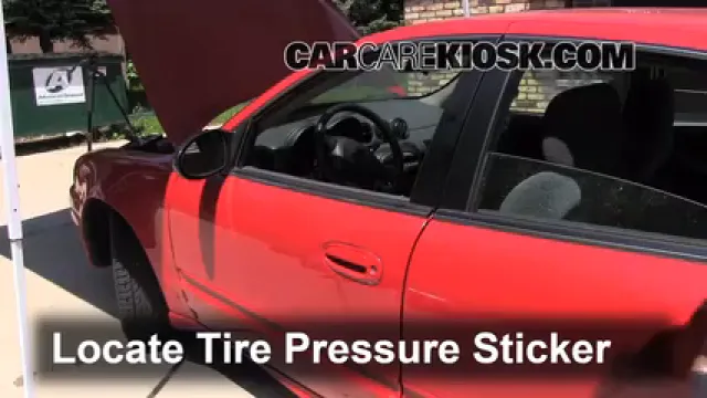 2003 Pontiac Grand Am SE1 3.4L V6 Sedan (4 Door) Tires & Wheels Check Tire Pressure